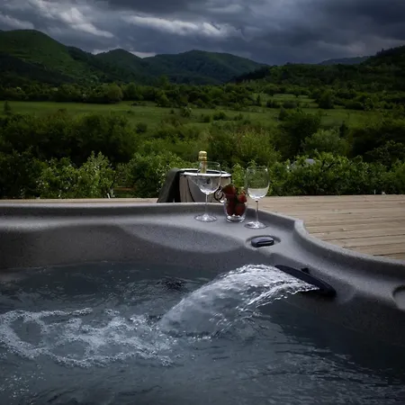 Gradmina Luxury Glamping Villa
