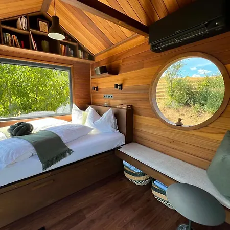 Gradmina Luxury Glamping ヴィラ